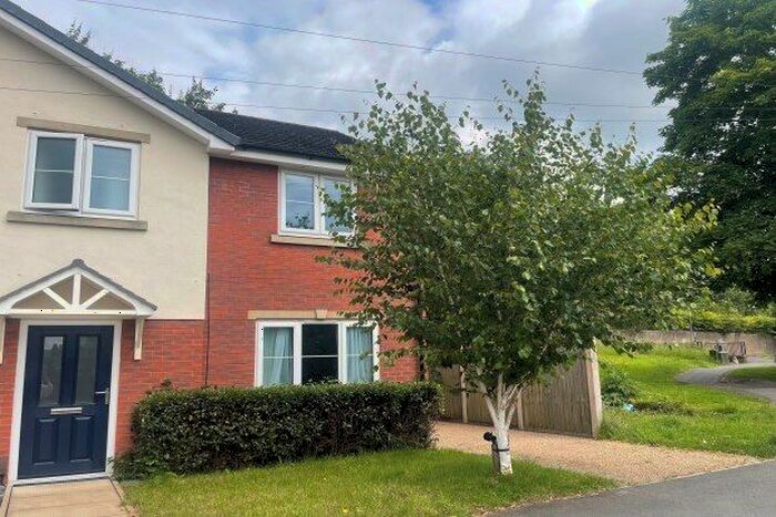 3 Bedroom Semi-Detached House To Rent In Wimborne Close, Warrington, WA5