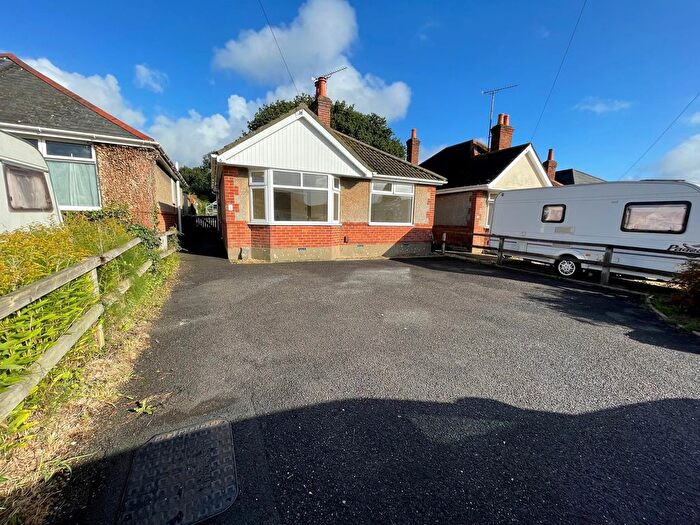 2 Bedroom Bungalow To Rent In Woodlands Crescent, Poole, BH15