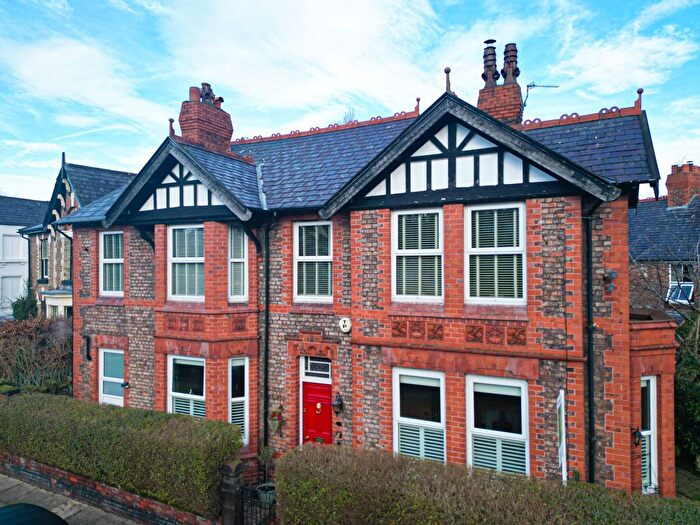 4 Bedroom Detached House For Sale In Victoria Mount, Prenton, CH43