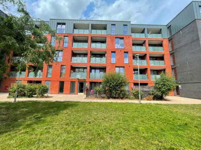 2 Bedroom Flat To Rent In Isobel Place, Tottenham, N15