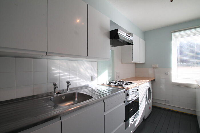 2 Bedroom Apartment To Rent In The Priory, Brighton, BN1