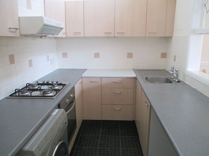 2 Bedroom Flat To Rent In Grange Lane, Liverpool, L25