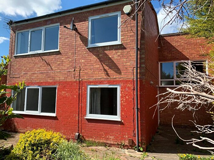 3 Bedroom Town House To Rent In Greystoke Walk, Leicester, Leicestershire, LE4