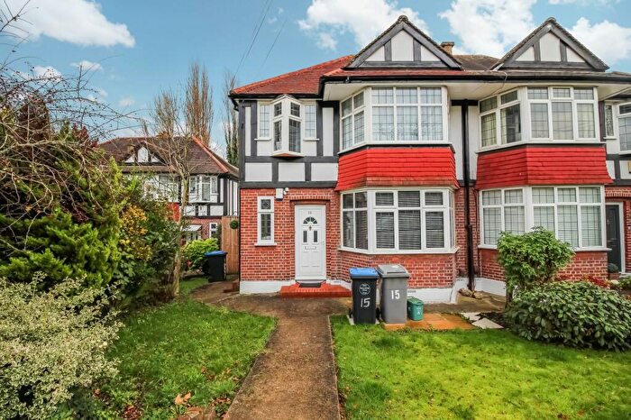 2 Bedroom Apartment To Rent In Leith Close, London, NW9