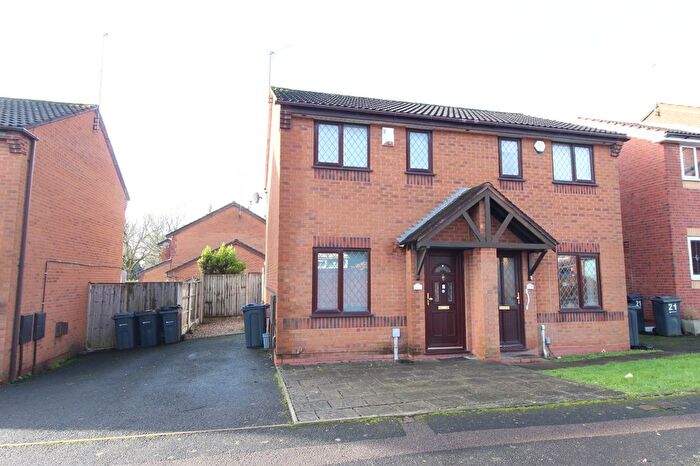 2 Bedroom Semi Detached House To Rent In Kennerley Road, Birmingham, West Midlands, B25