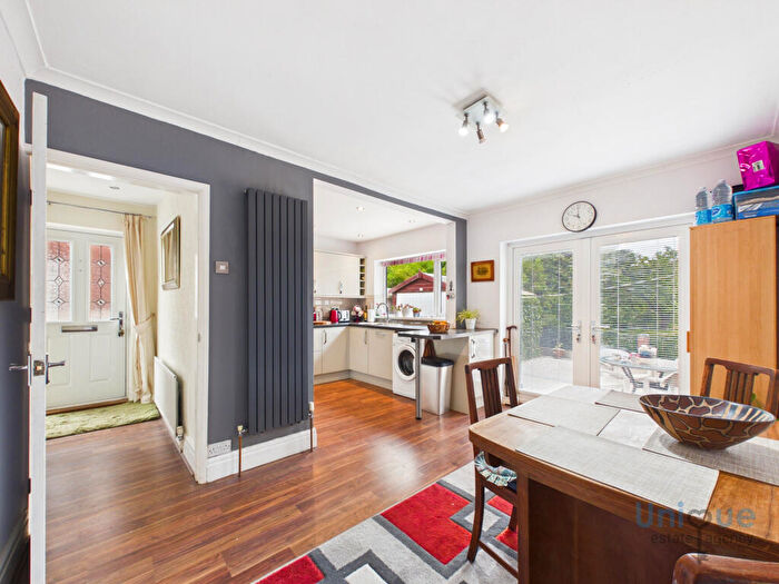 3 Bedroom Semi-Detached House For Sale In Stuart Road, Thornton-Cleveleys, FY5