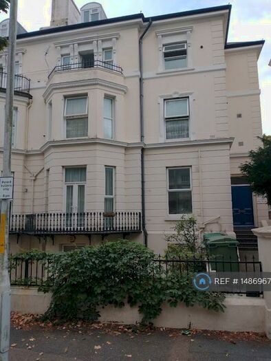 2 Bedroom Flat To Rent In Clifton Mansions, Folkestone, CT20