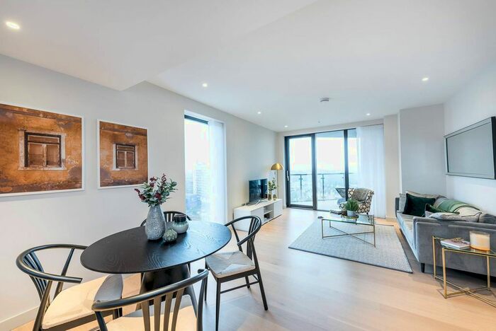 2 Bedroom Flat To Rent In Ebury Place, Victoria, Westminster, London, SW1V