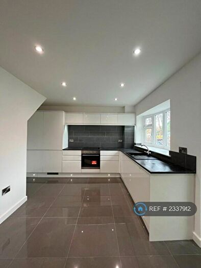 2 Bedroom End Of Terrace House To Rent In Burnbank Grove, Birmingham, B24