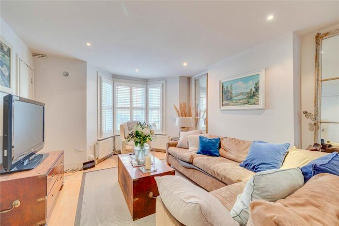 3 Bedroom End Of Terrace House To Rent In Eel Brook Close, New Kings Road, London, SW6