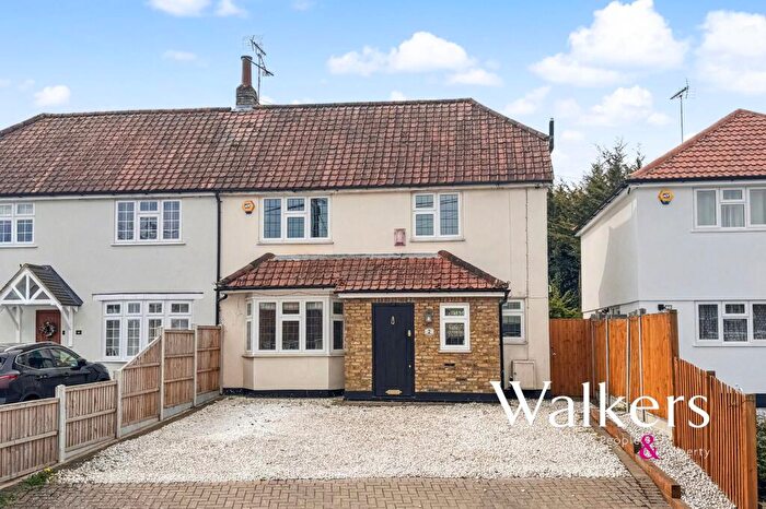 3 Bedroom Semi Detached House For Sale In Burnt House Lane, Ingatestone, CM4