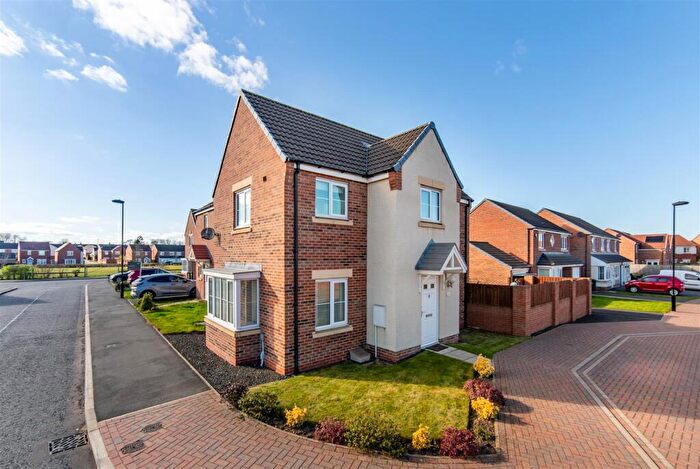 3 Bedroom Detached House For Sale In Redwing Close, North Gosforth, NE13