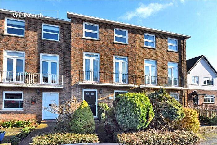 2 Bedroom Town House To Rent In Gainsborough Terrace, Manor Road, Cheam, Sutton, SM2