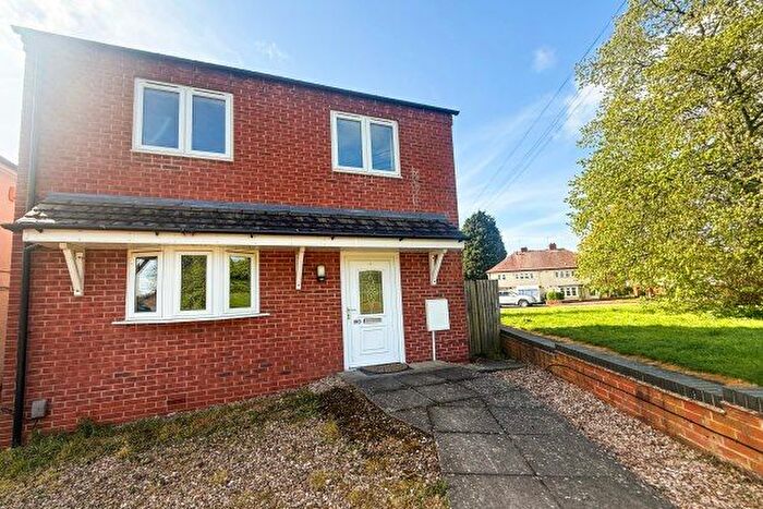 3 Bedroom Property To Rent In Salters Lane, Redditch, B97