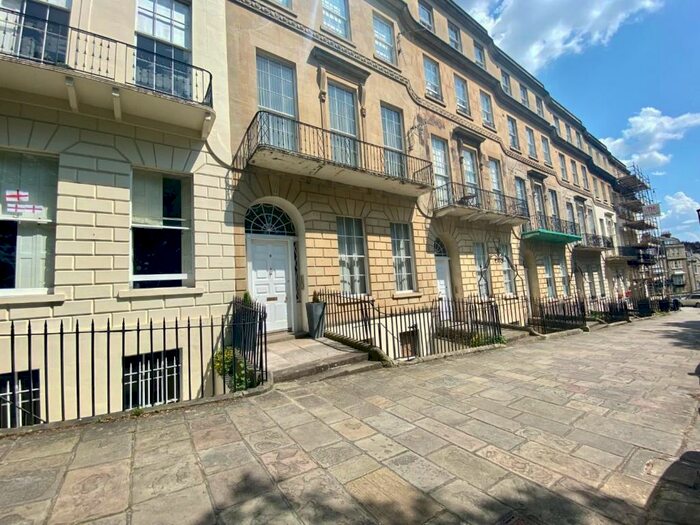 3 Bedroom Maisonette To Rent In Cavendish Place, BA1