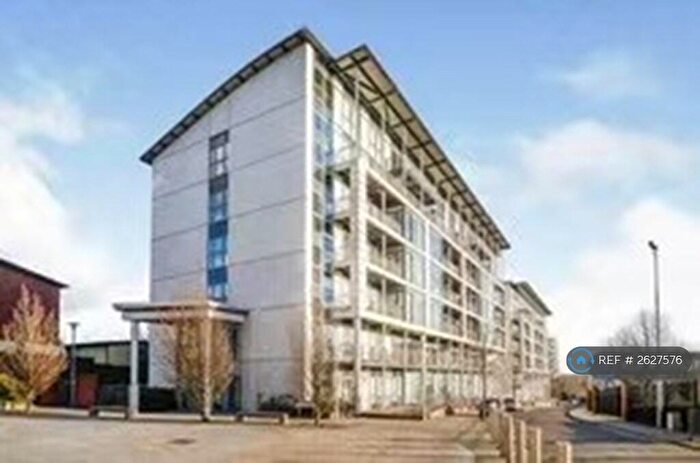 2 Bedroom Flat To Rent In Langley Walk, Birmingham, B15