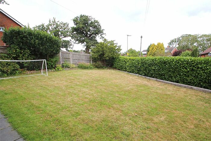 4 Bedroom Detached House For Sale In Blackbrook Park Avenue, Fareham, Hampshire, PO15