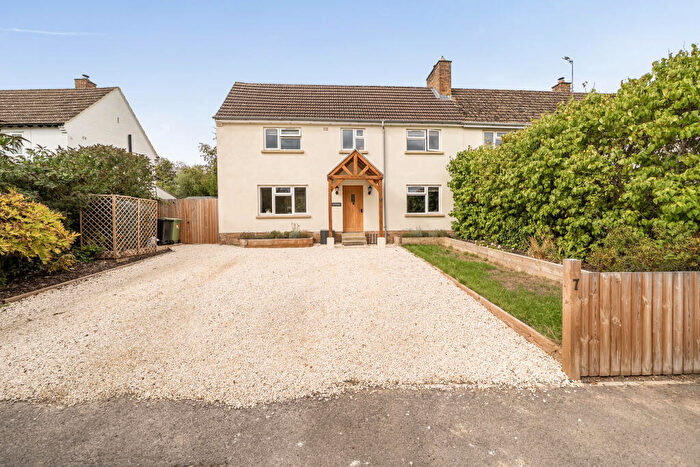 3 Bedroom Semi-Detached House For Sale In Hamilton Croft, Meysey Hampton, GL7