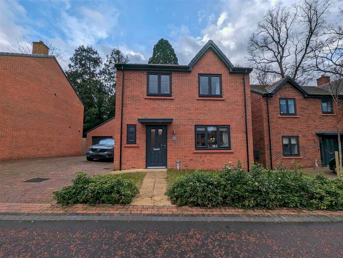 4 Bedroom Detached House To Rent In Hallside, Darlington, DL3