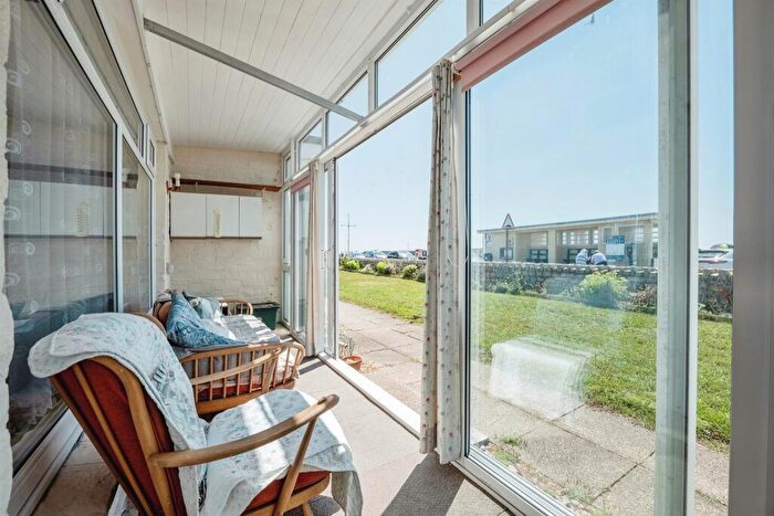 2 Bedroom Apartment For Sale In Esplanade, West Bay, Bridport, DT6