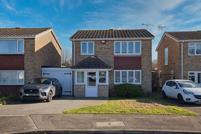 4 Bedroom Detached House For Sale In Greenfield Road, Ramsgate, CT12