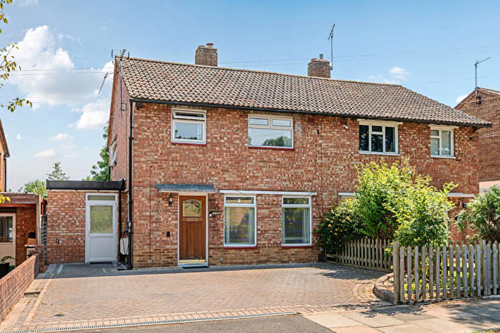 3 Bedroom Semi Detached House For Sale In Boughton Avenue, Hayes, Kent, BR2