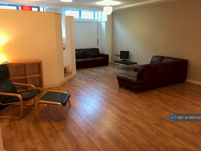 1 Bedroom Flat To Rent In Bradford Street, Birmingham, B12