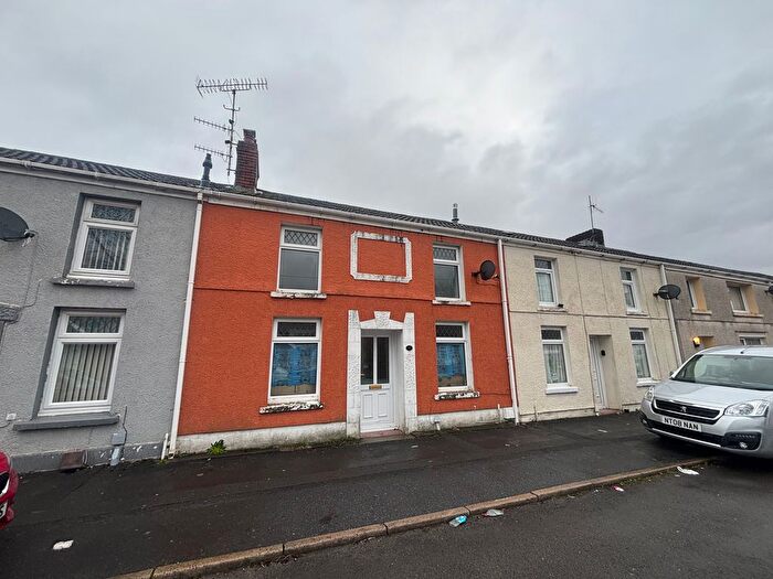 3 Bedroom Property To Rent In Glan Yr Afon, Llanelli, SA15