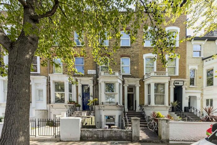 Studio To Rent In Hammersmith Grove, London, W6