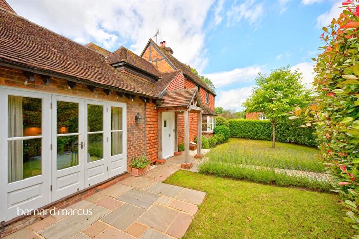 6 Bedroom Detached House For Sale In Kings Arms Court, Ockley, Dorking, RH5
