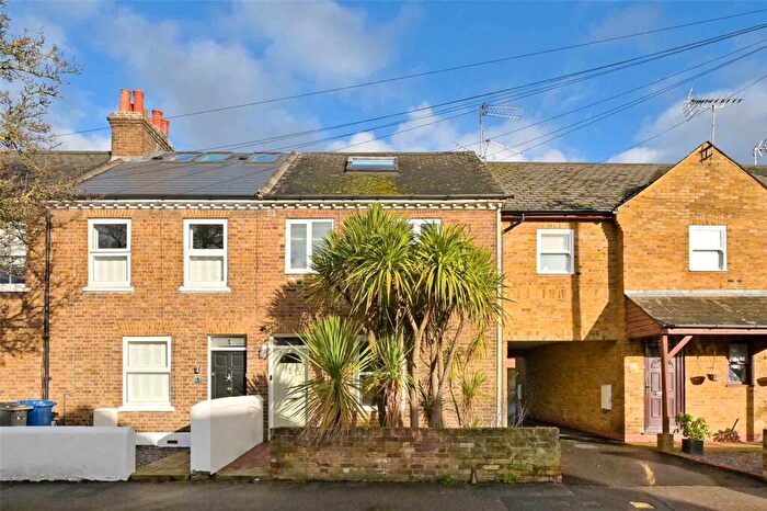 3 Bedroom Maisonette For Sale In Bexley Street, Windsor, Berkshire, SL4