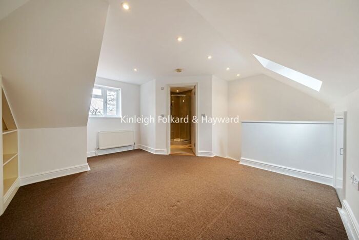 3 Bedroom Flat To Rent In Kimble Road, London, SW19
