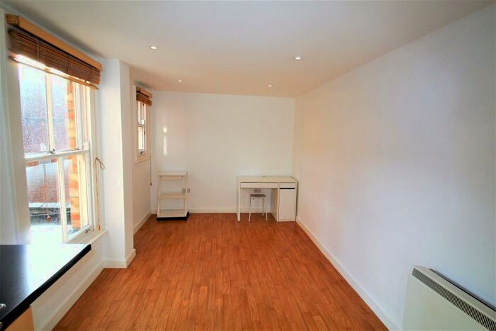 Studio To Rent In Commercial Unit, Regent Street, Town Centre Energy, CV21