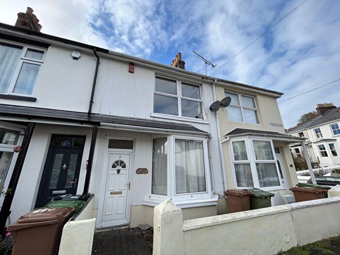 2 Bedroom Terraced House To Rent In Priory Lawn Terrace - Two Double Bedroom Home In A Quiet Location, PL3