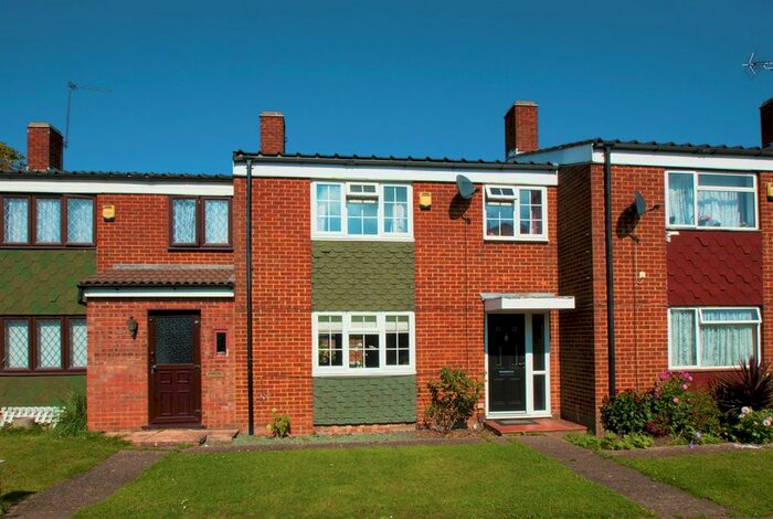 3 Bedroom Terraced House To Rent In Maryside, Slough SL3