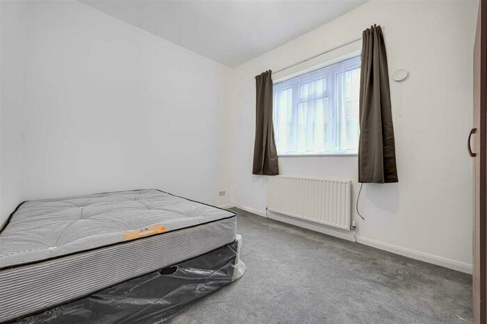 2 Bedroom Flat For Sale In Cranhurst Road, NW2