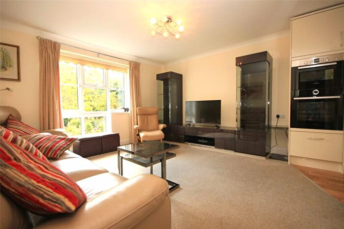 2 Bedroom Apartment For Sale In Sycamore Court, Stilemans, Wickford, Essex, SS11