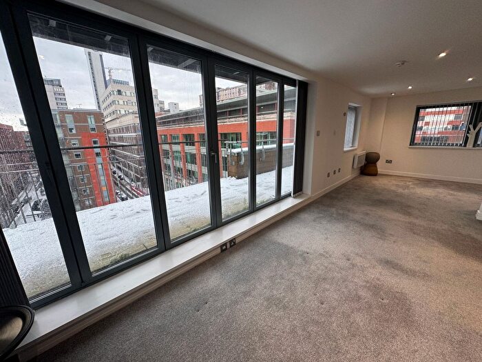 2 Bedroom Flat To Rent In Fleet Street, Birmingham, B3