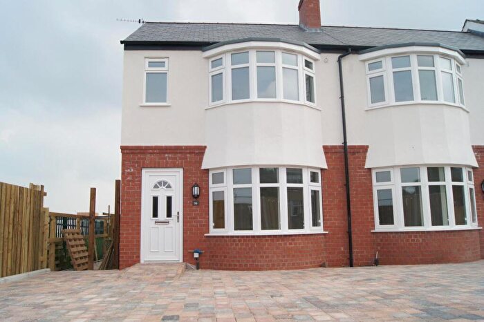 2 Bedroom House To Rent In Ellen Grove, Harrogate, HG1