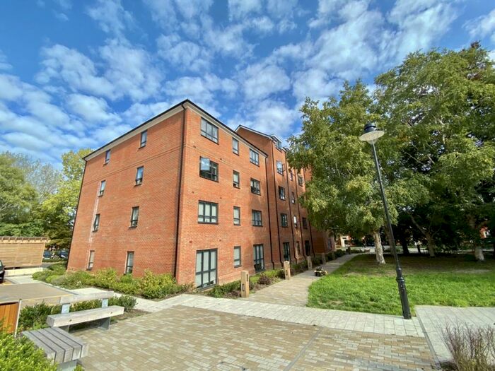 2 Bedroom Flat To Rent In Darbyshire Road Wellesley, GU11