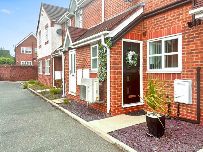 2 Bedroom Mews For Sale In Whittaker Close, Crewe, CW1