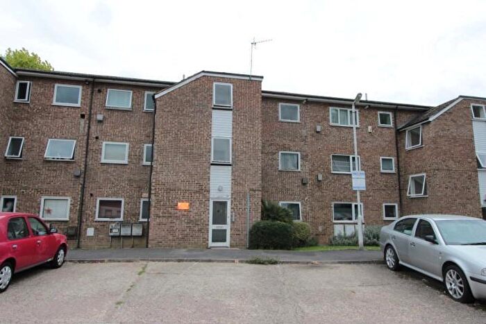 1 Bedroom Flat To Rent In Stonehorse Road, Enfield, Enfield, EN3