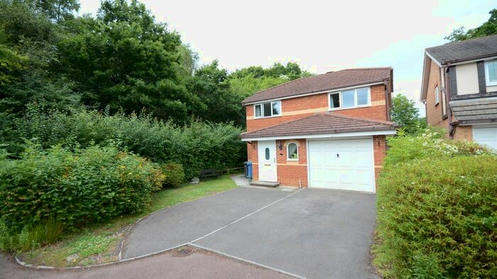 3 Bedroom Detached House To Rent In Gondreville Gardens, Church Crookham, Fleet, GU52