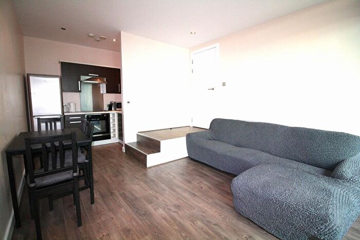 1 Bedroom Apartment To Rent In City Point, Solly Street, Sheffield, S1