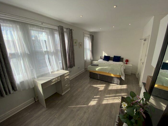 Studio To Rent In Room, Aldermans Drive, Peterborough, PE3