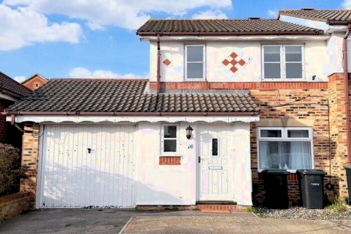 3 Bedroom Property To Rent In Hunter Close, Gosport, PO13