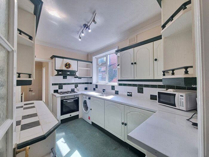 1 Bedroom Flat To Rent In Welford Road, Leicester, LE2