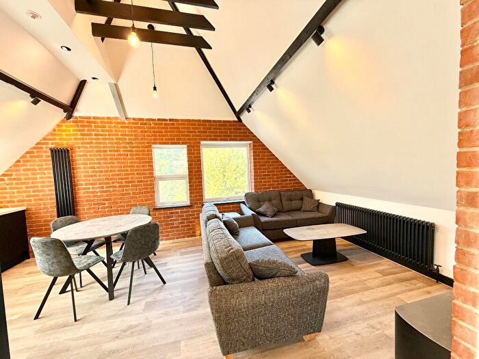 2 Bedroom Apartment To Rent In Westbourne Park Road, Bournemouth, Dorset, BH4