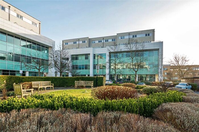 1 Bedroom Apartment For Sale In Liberty House, Bessemer Road, Welwyn Garden City, AL7