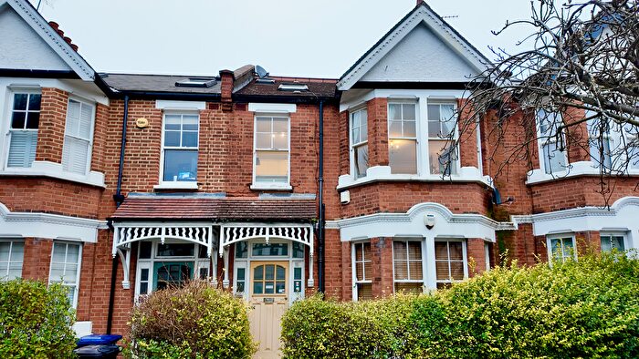 3 Bedroom Terraced House For Sale In Summerlands Avenue, London, W3